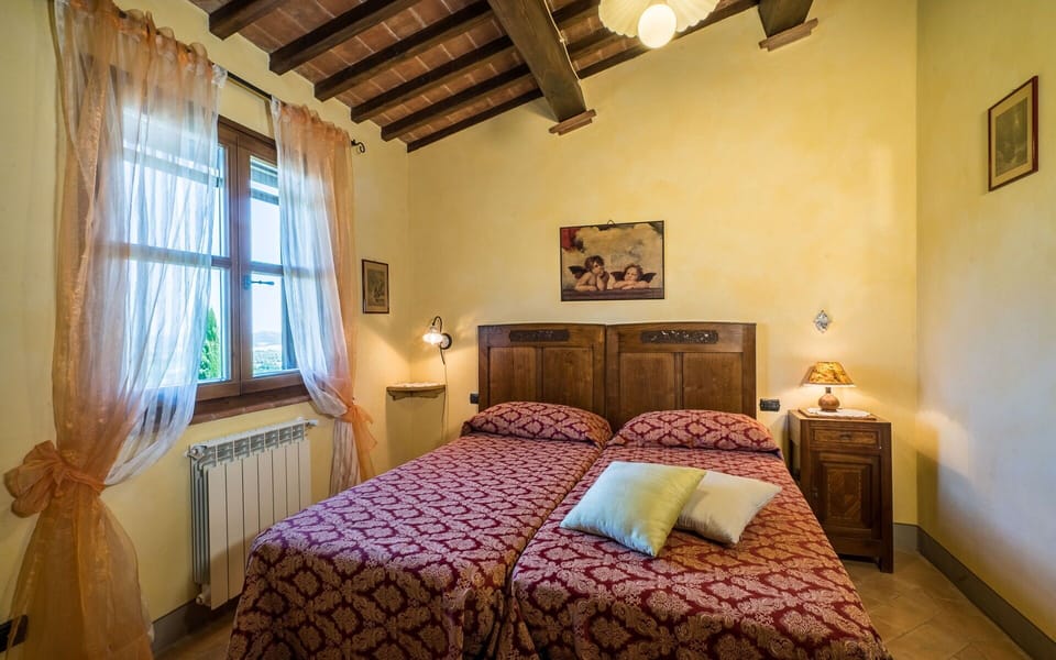 Classic Villa | 6 bedrooms, iron/ironing board, free WiFi, bed sheets