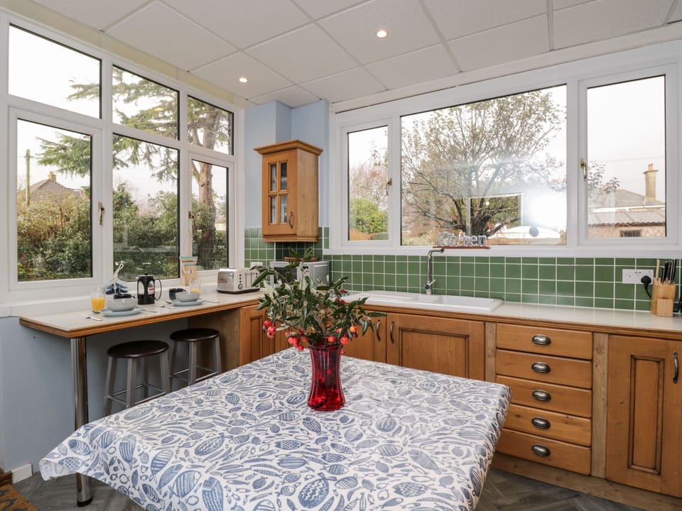 Fridge, dishwasher, electric kettle, toaster