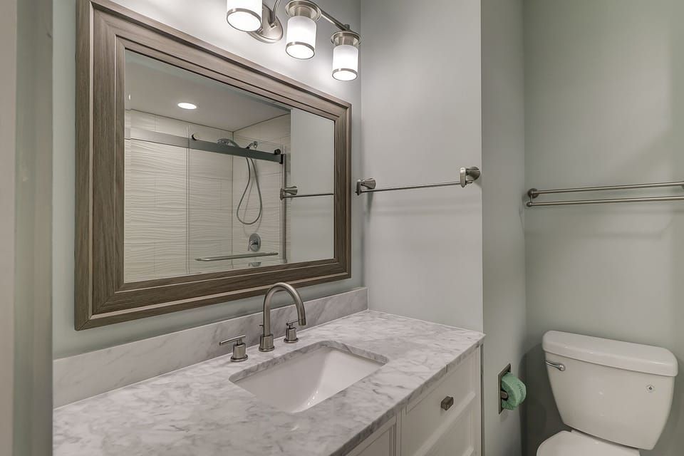 Main Bathroom