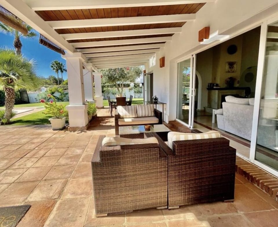 Fully covered Terrace 
