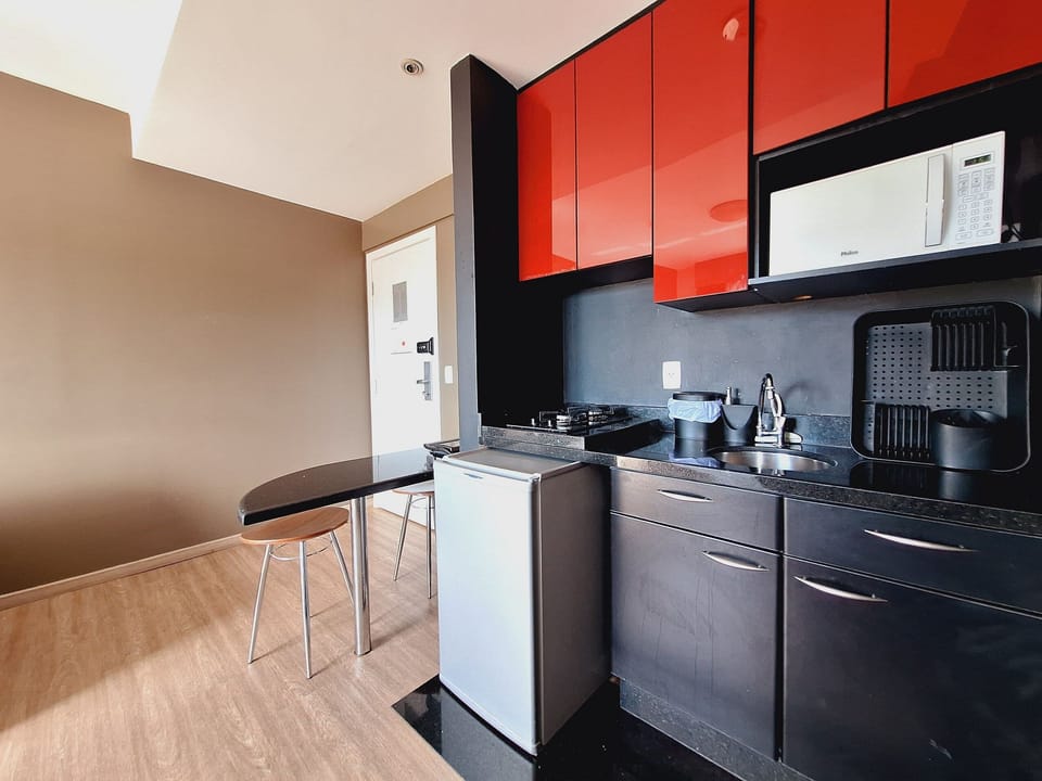 Apartment | Private kitchen | Mini-fridge, microwave, stovetop, toaster