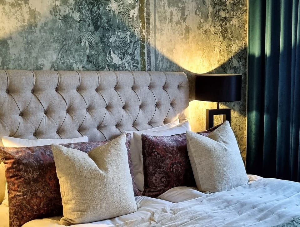 Superior Double or Twin Room | Blackout drapes, iron/ironing board (on request), WiFi (free)