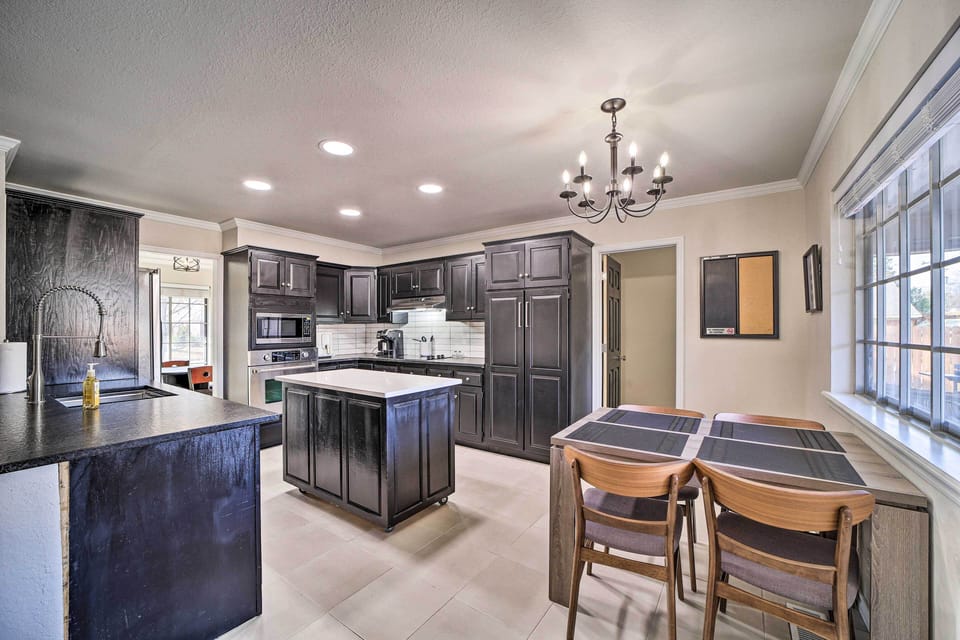 Kitchen | Air Fryer | Blender | Coffee Maker | Crockpot | Toaster Oven