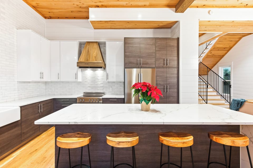 House, Multiple Beds, Pool Access, Ocean View | Private kitchen | Fridge, microwave, coffee/tea maker, toaster