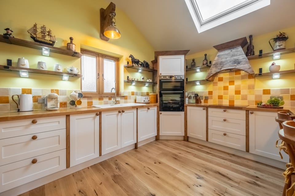 The kitchen is well-equipped