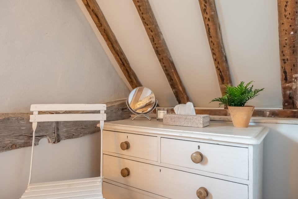 First floor: Master bedroom detail