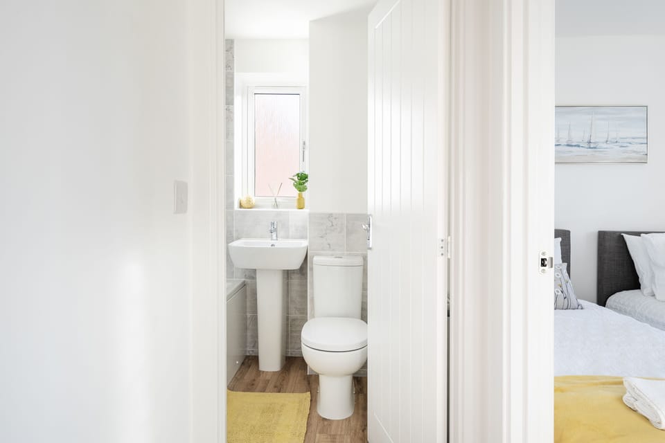 Fortified Three Bedroom Home Bristol House in Bristol