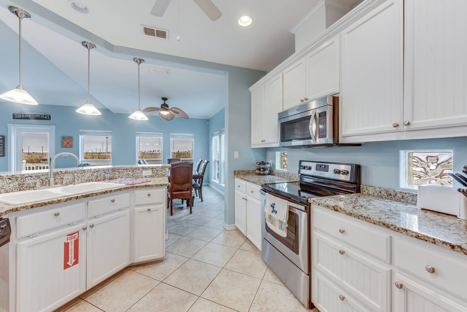 House (4 Bedrooms) | Property amenity