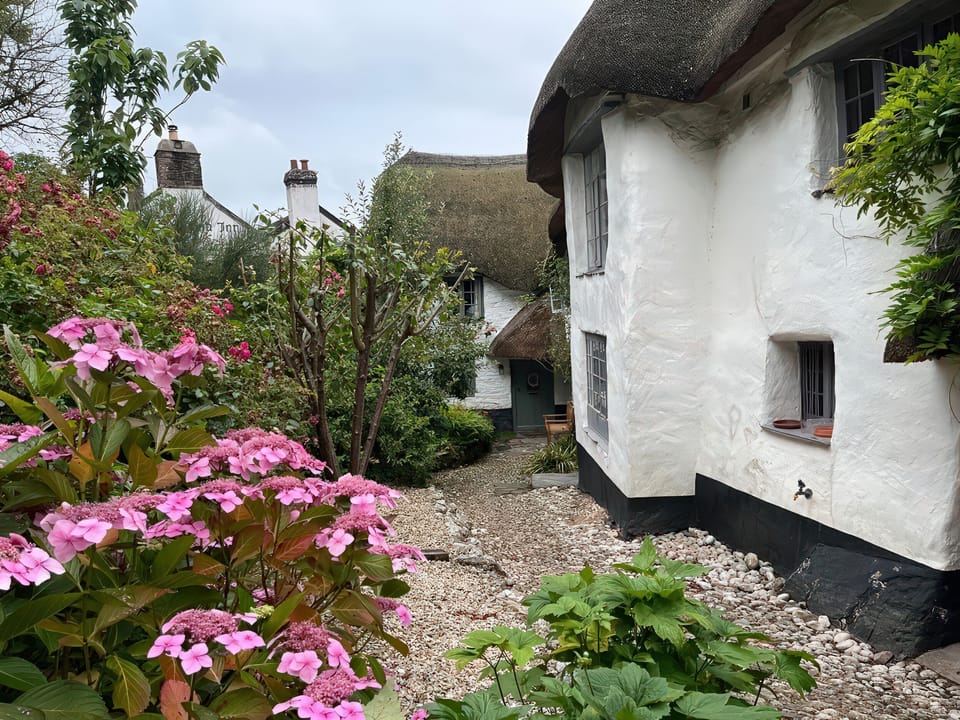 Cottage | Exterior detail