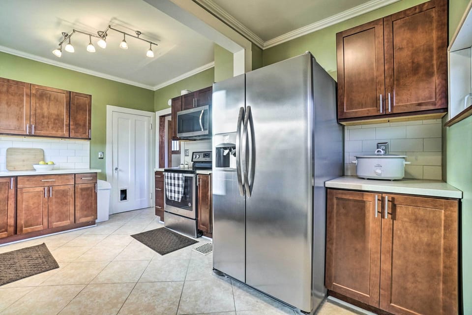 Kitchen | 1st Floor | Crockpot | Coffee Maker