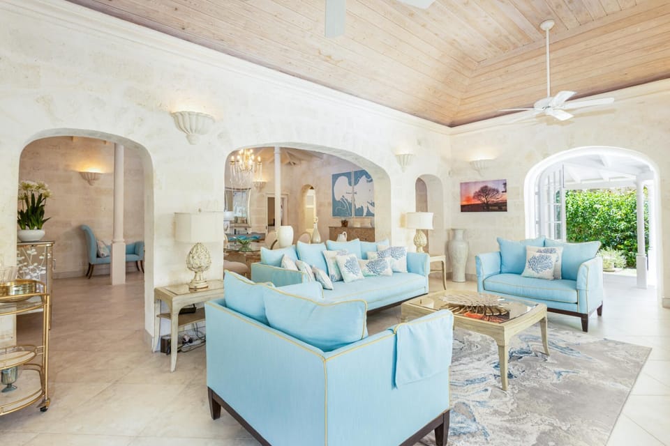 "Lonetrees" - Large Luxury Private Villa w/ Pool by One Caribbean Estates (508)