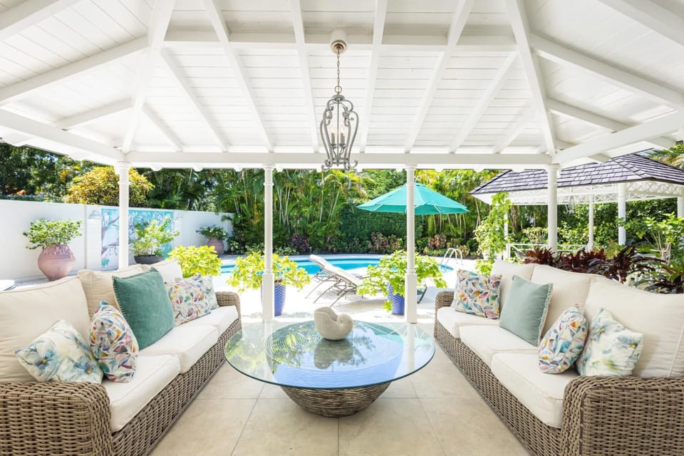 "Lonetrees" - Large Luxury Private Villa w/ Pool by One Caribbean Estates (511)