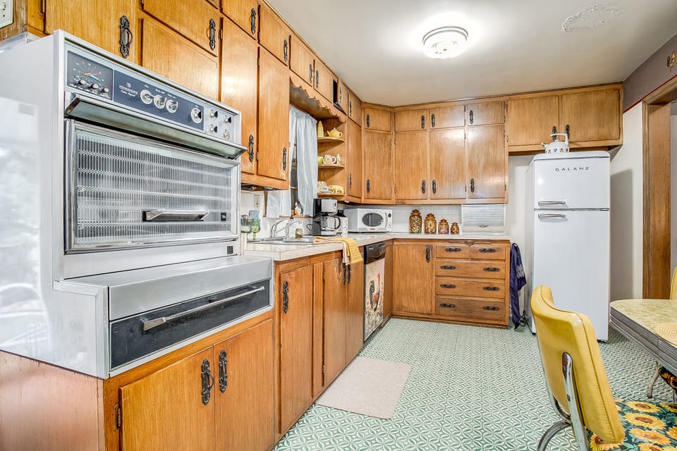 Fully stocked vintage kitchen