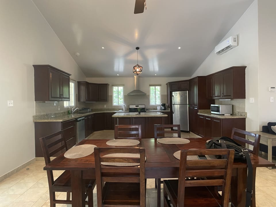 Dining room / Kitchen