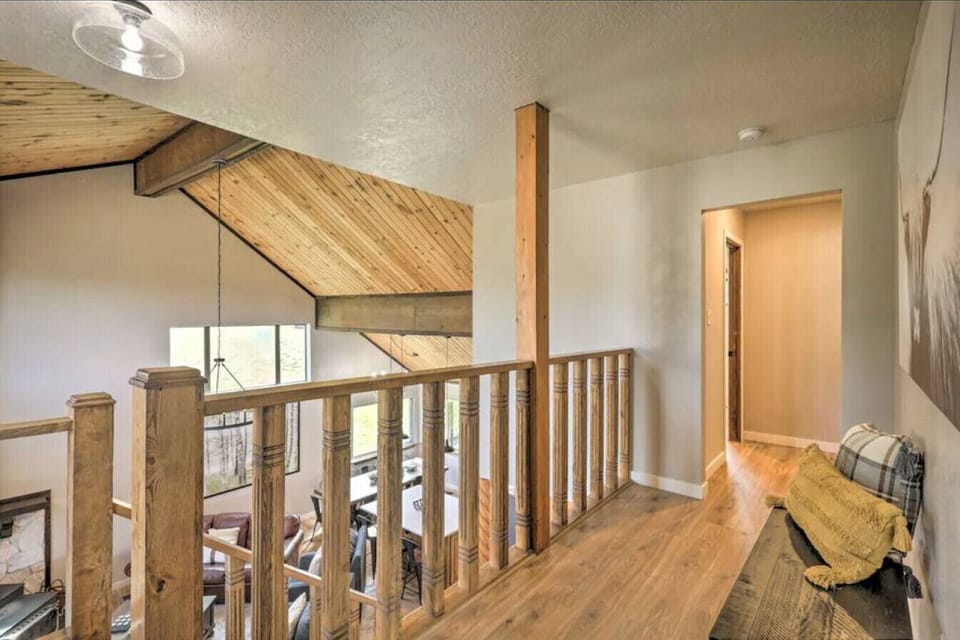 Landing at top of stairs