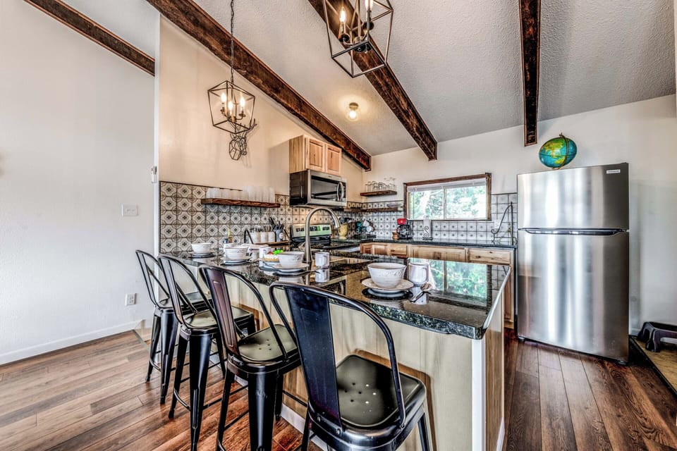 Studio (3 Bedrooms) | Property amenity
