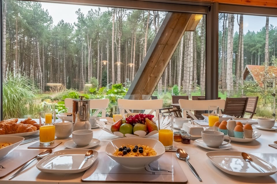 Ground floor: Dining area