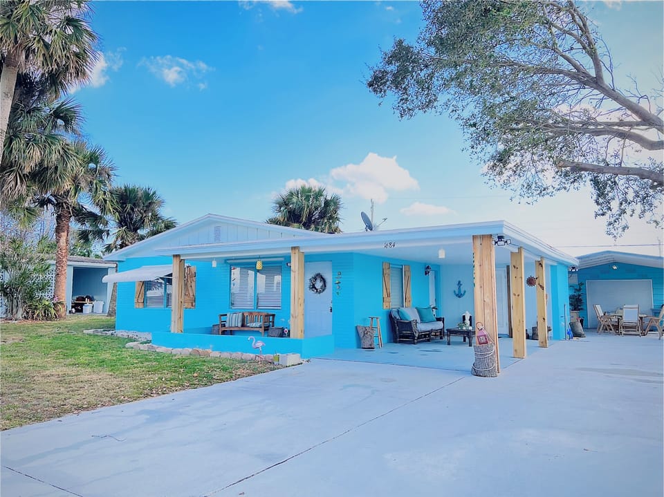 Beautiful Home, excellent Neighborhood. 