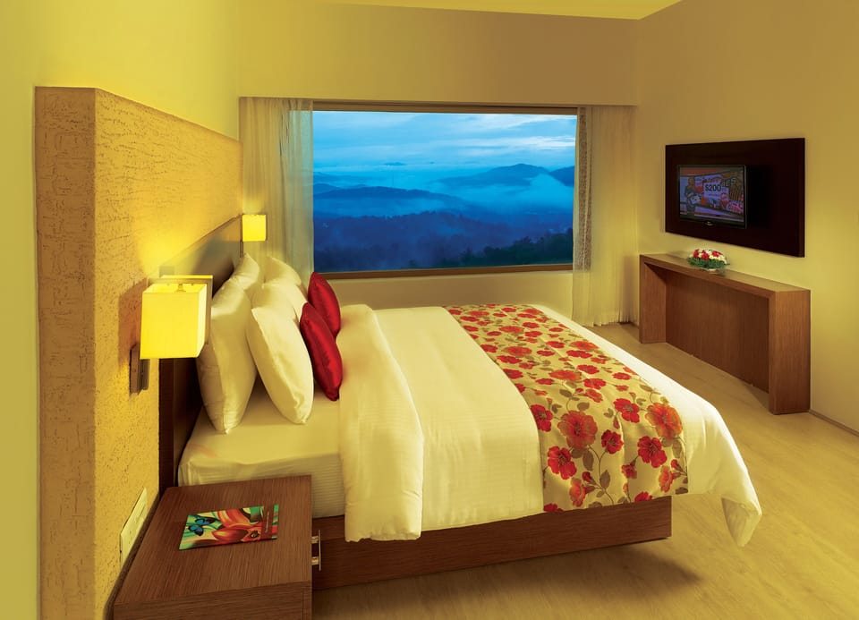 32-inch LED TV with satellite channels, TV