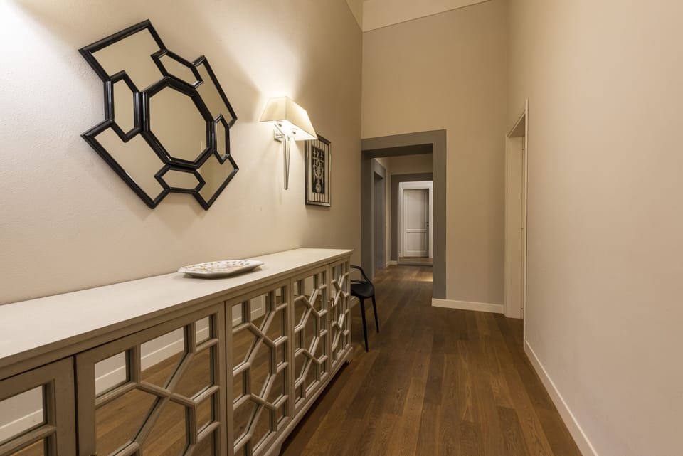 Premium Apartment | Living area | 40-inch flat-screen TV with digital channels, TV