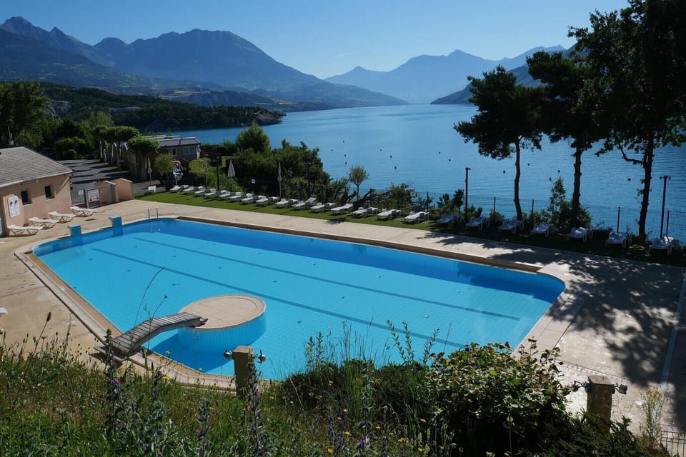 Holiday Home Swimming Pool