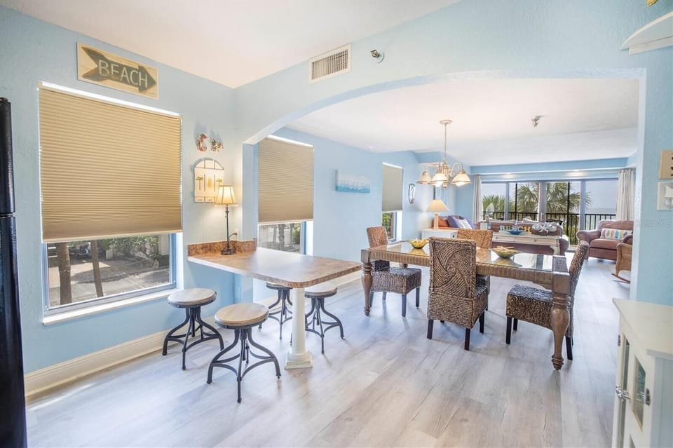 View from kitchen to livingroom