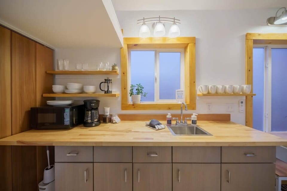Kitchenette