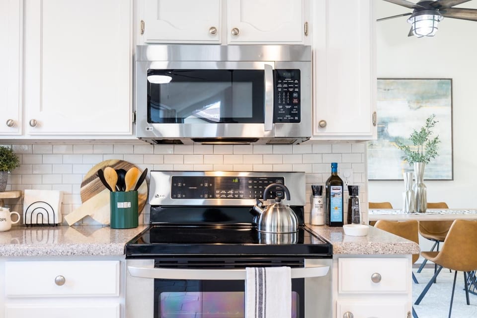 Fully equipped kitchen