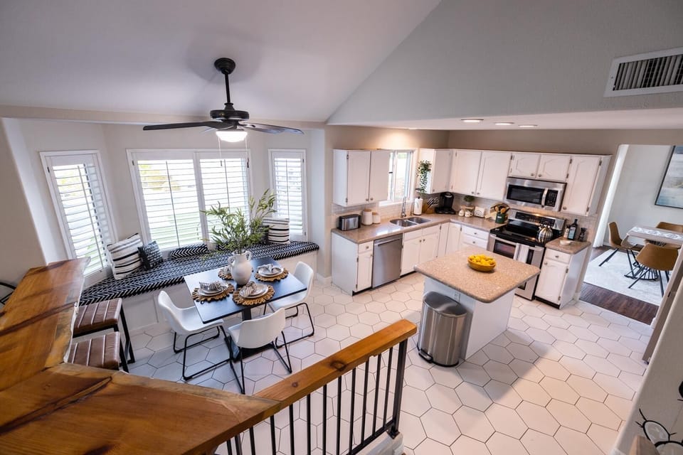 Eat in Kitchen too!