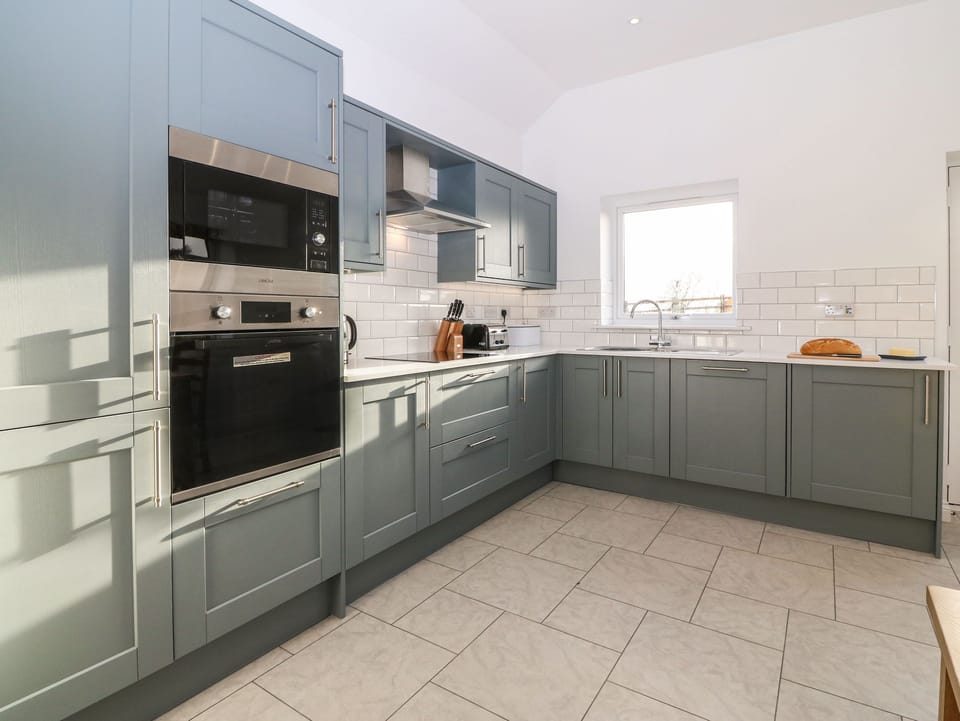 Fridge, dishwasher, electric kettle, toaster