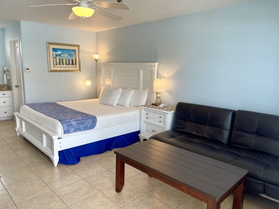 Condo, 1 Bedroom | 1 bedroom, free WiFi