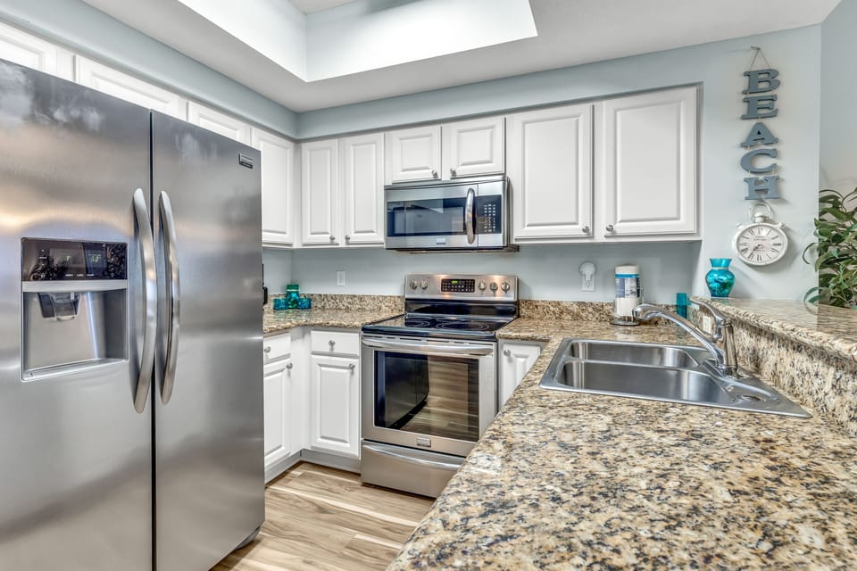 Fully equipped kitchen!