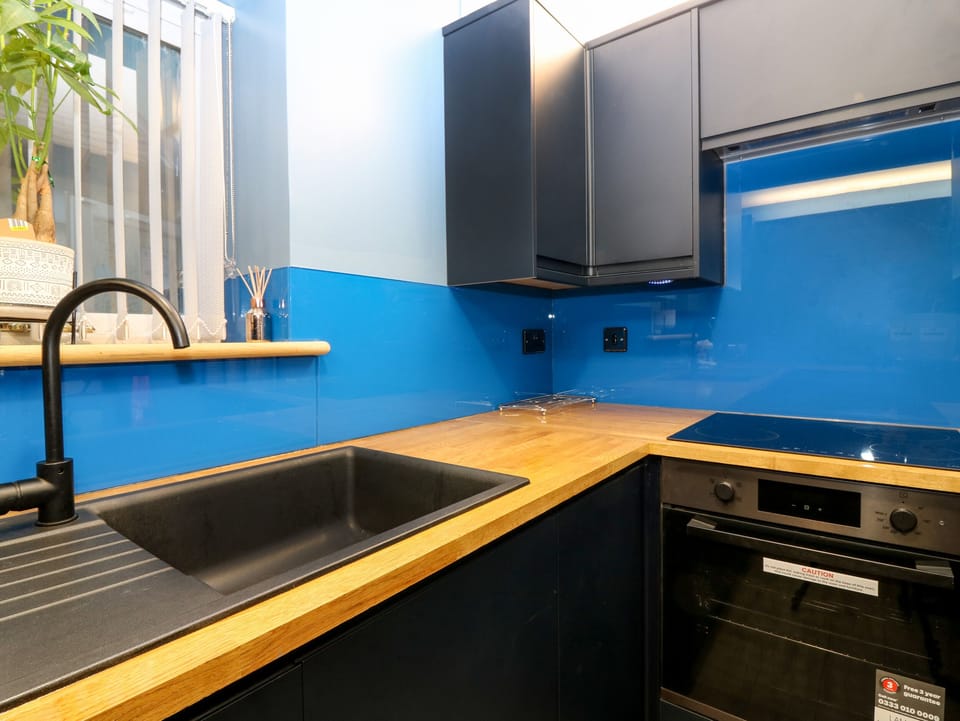 Fridge, dishwasher, electric kettle, toaster