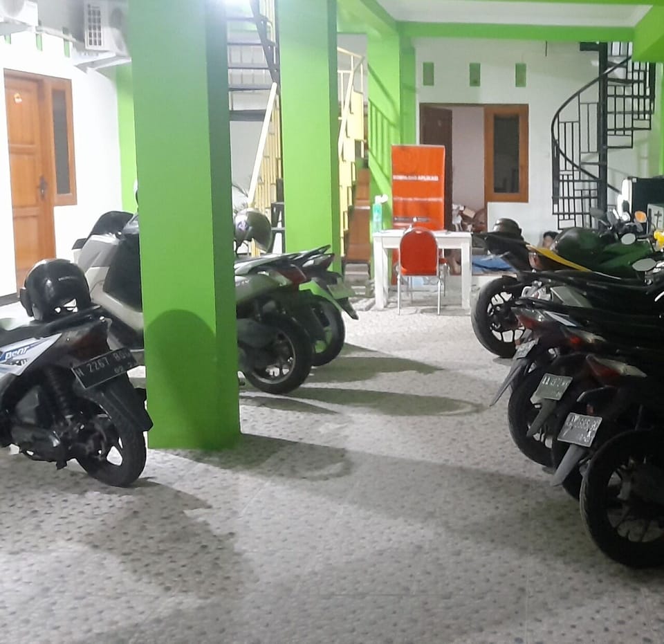 Free self parking