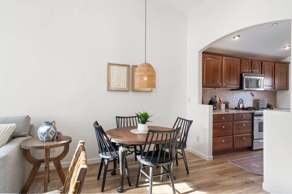 Modern renovated condo in prime Sedona for a comfy, convenient stay!