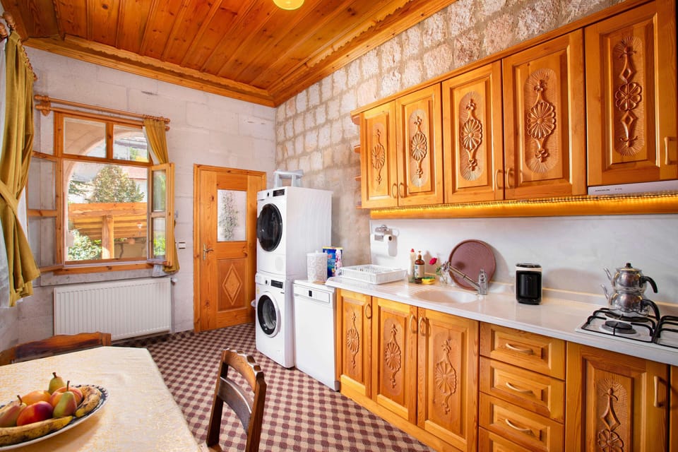 Villa | Private kitchen | Shared fridge, microwave, electric kettle