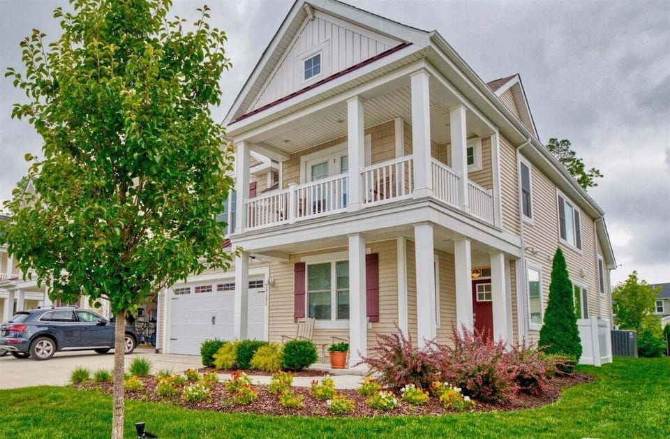 Coastal Club Resort-Style Amenity Community 5 BR Luxury Twin House