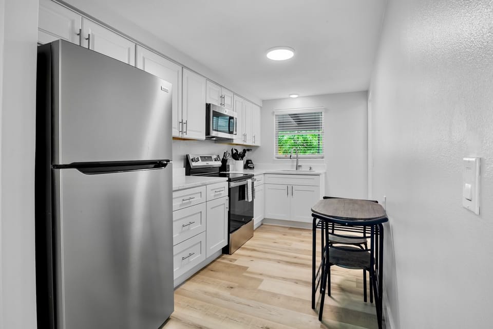 Kitchen, Dining Area