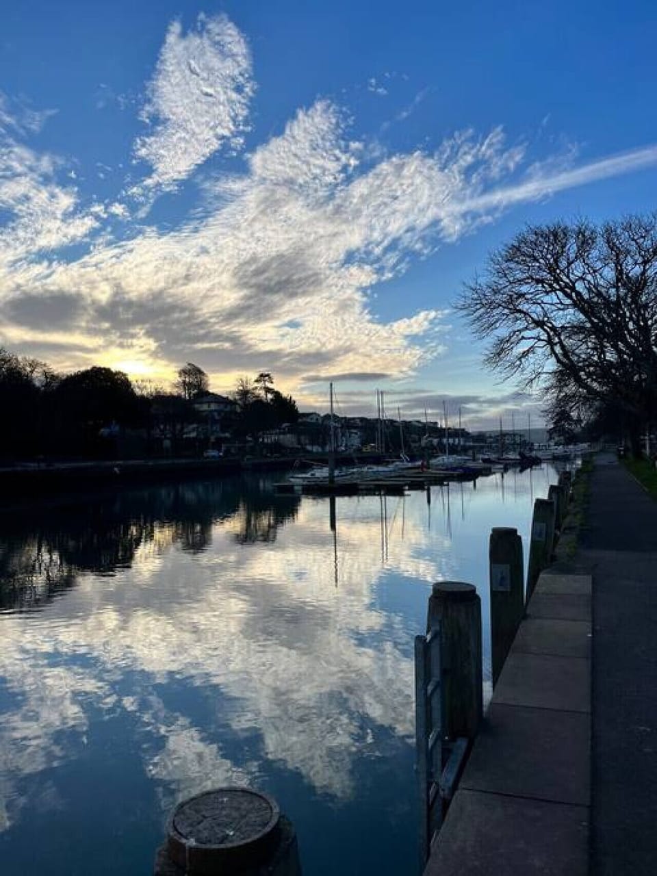 Kingsbridge Estuary 15 minutes walk away