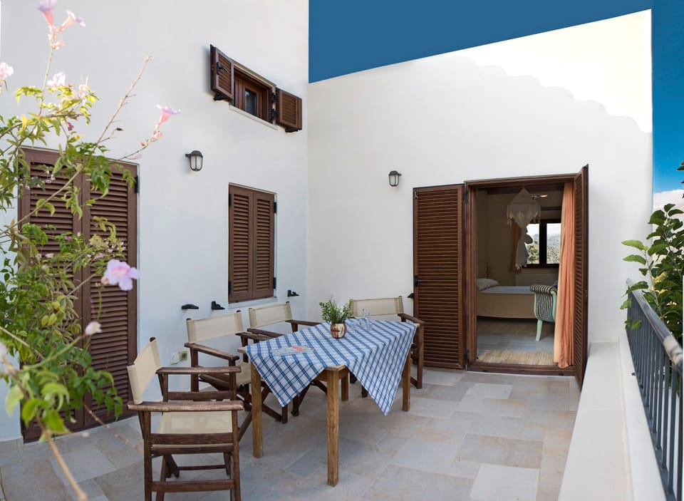 Upper floor terrace