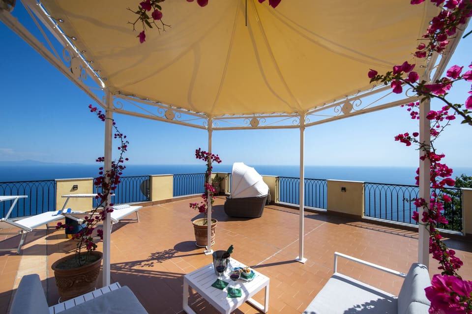 Luxury Villa Il Mignale solarium