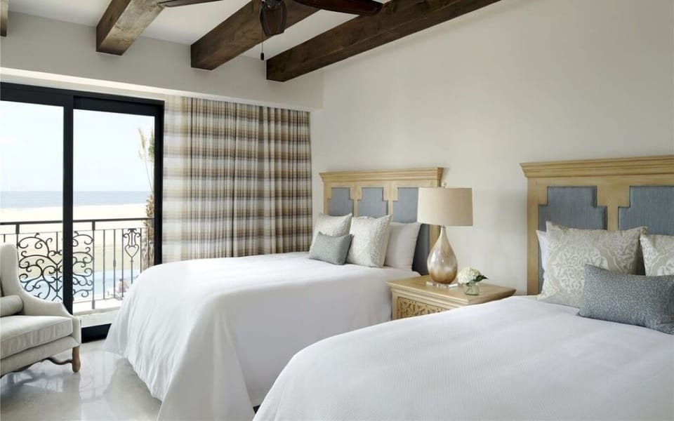 2 Queen beds