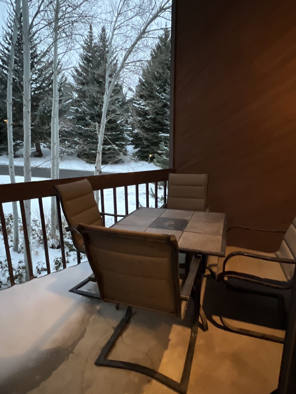 Outdoor dining