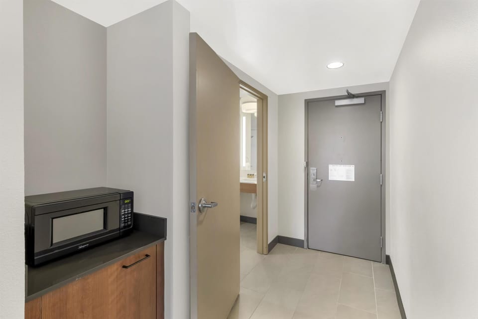 Standard Room, 2 Queen Beds, Accessible, Refrigerator | Premium bedding, pillowtop beds, in-room safe, desk