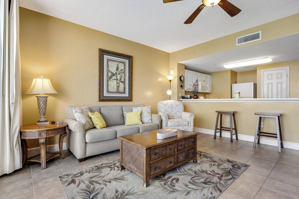 Majestic Tower 1-1306 Living Area and Kitchen