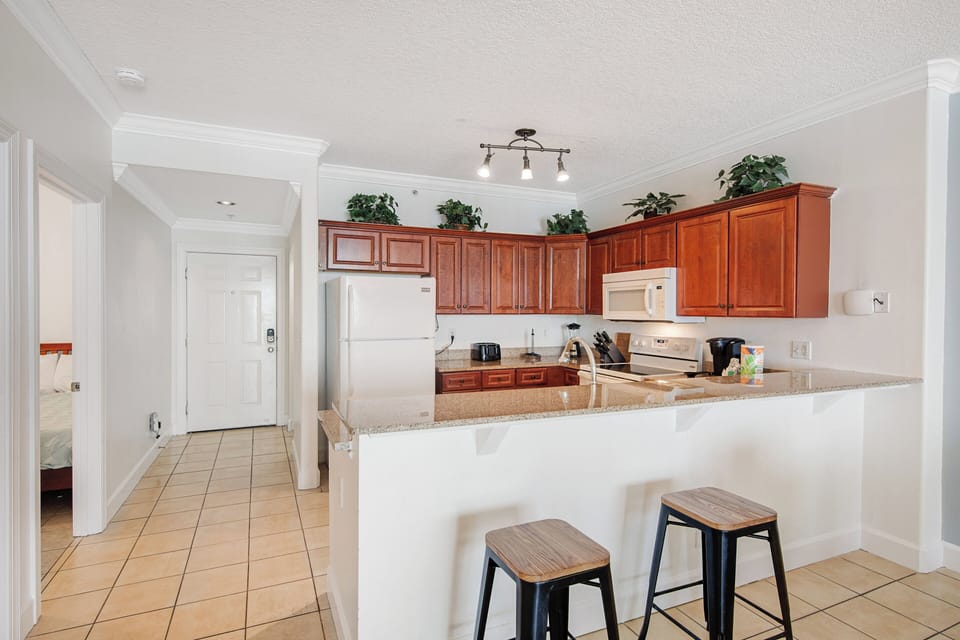 Ocean Villa 502 Kitchen