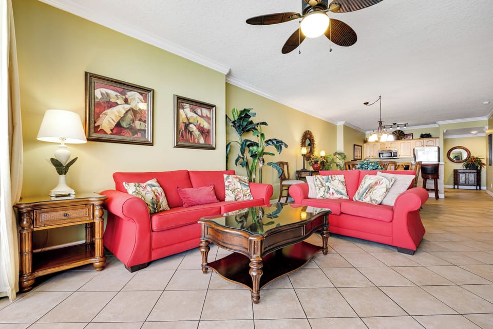 Ocean Reef 1709 Living Area