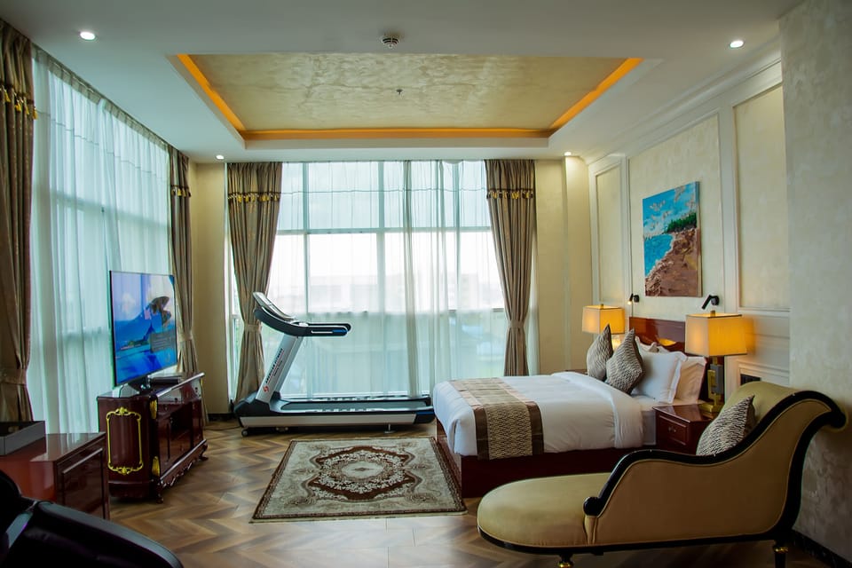 Presidential Suite, 2 Bedrooms, Connecting Rooms, City View | In-room safe, desk, laptop workspace, WiFi (free)