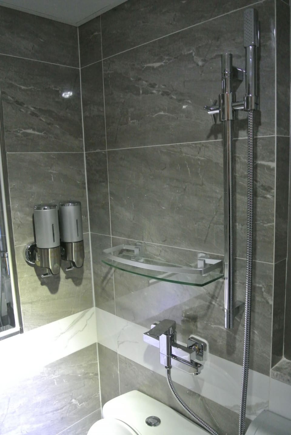 Shower, rainfall showerhead, hair dryer, slippers