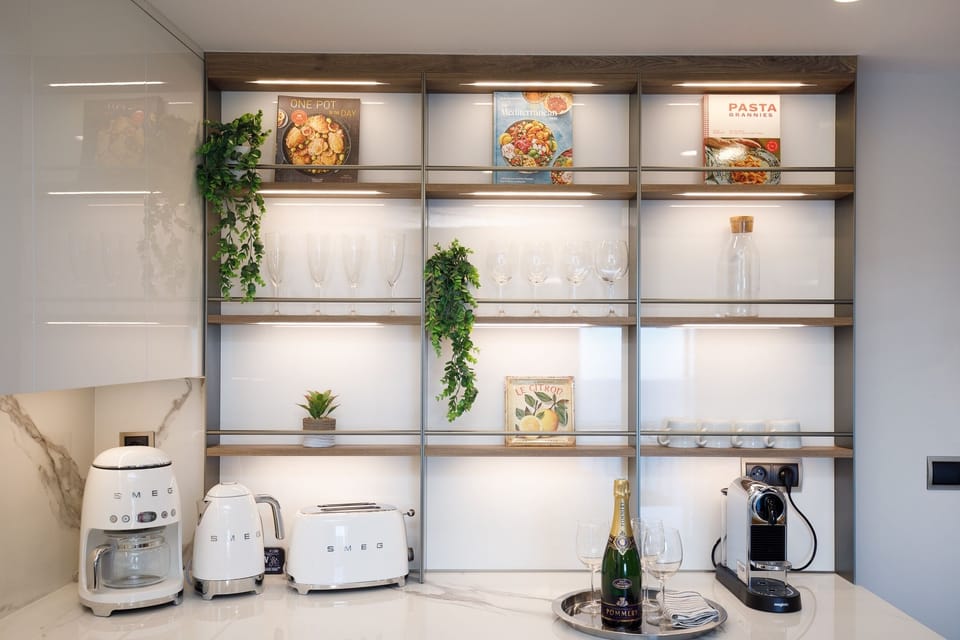 ~ The Kitchen - Maison Vistamar (Antibes, French riviera) ~ ABSOLUTY ANTIBES